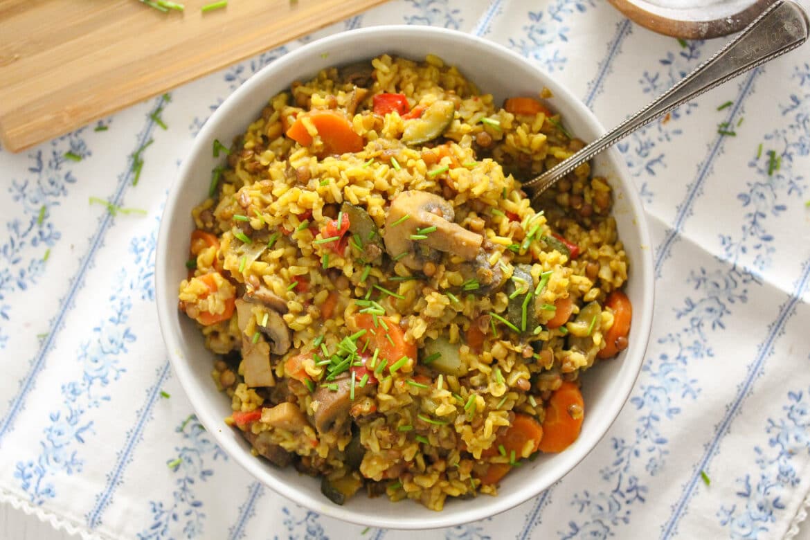Brown Rice and Lentils (Vegan Rice Pilaf Recipe with Vegetables)