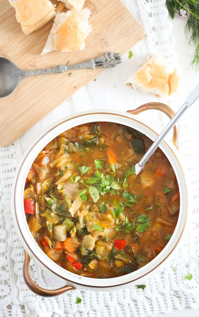 sopa de verduras in a serving bowl