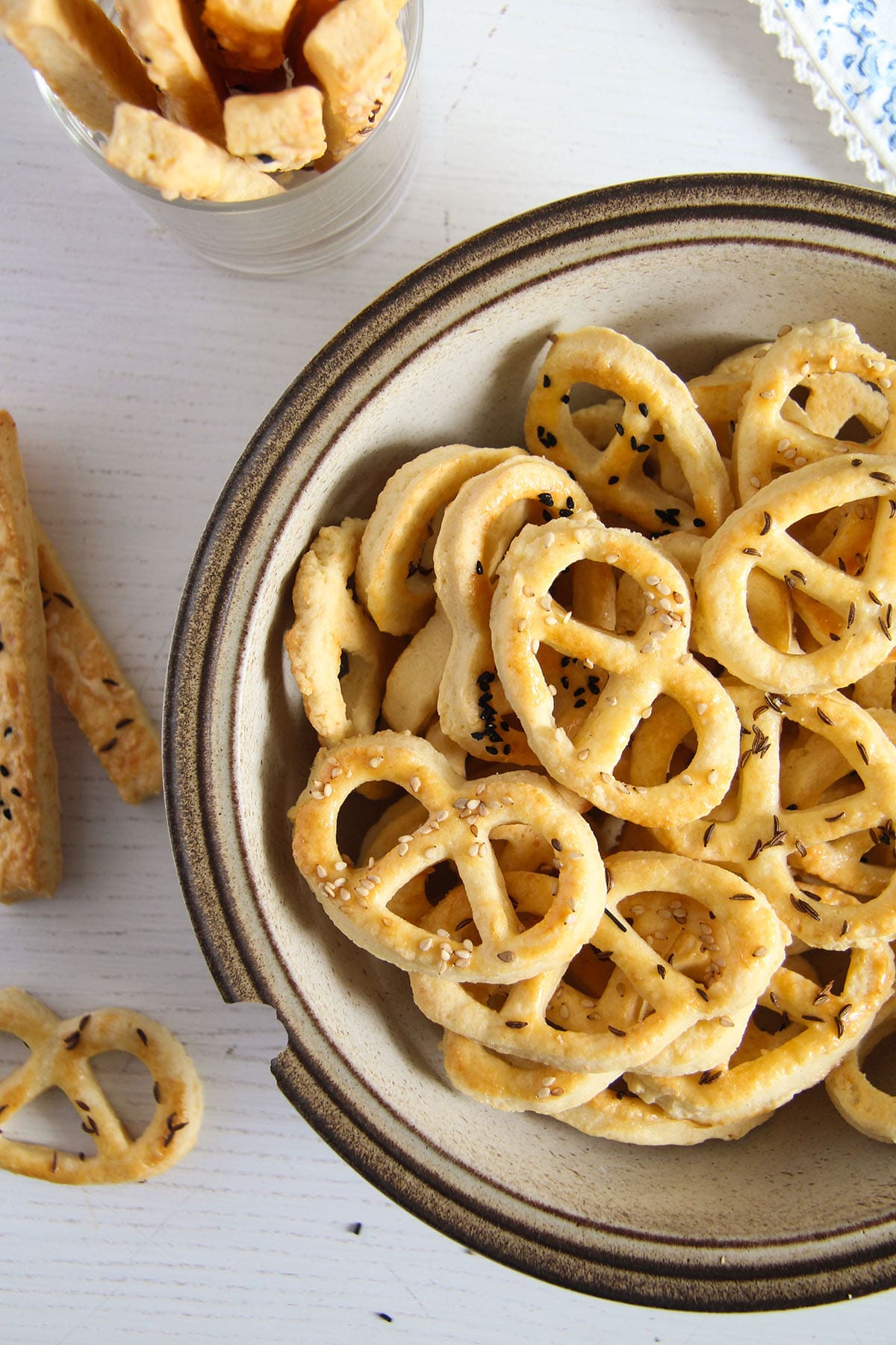 romanian pretzels or covrigei in a small vintage bowl.