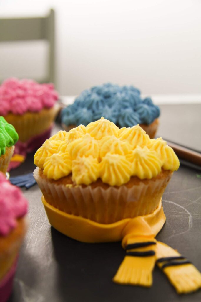 harry potter house cupcake for hufflepuff