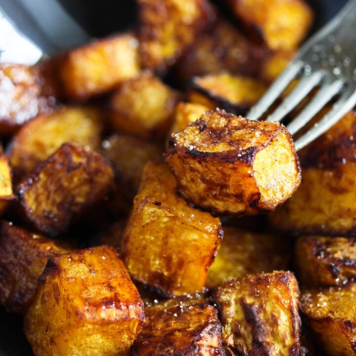 close up roasted squash piece on a fork