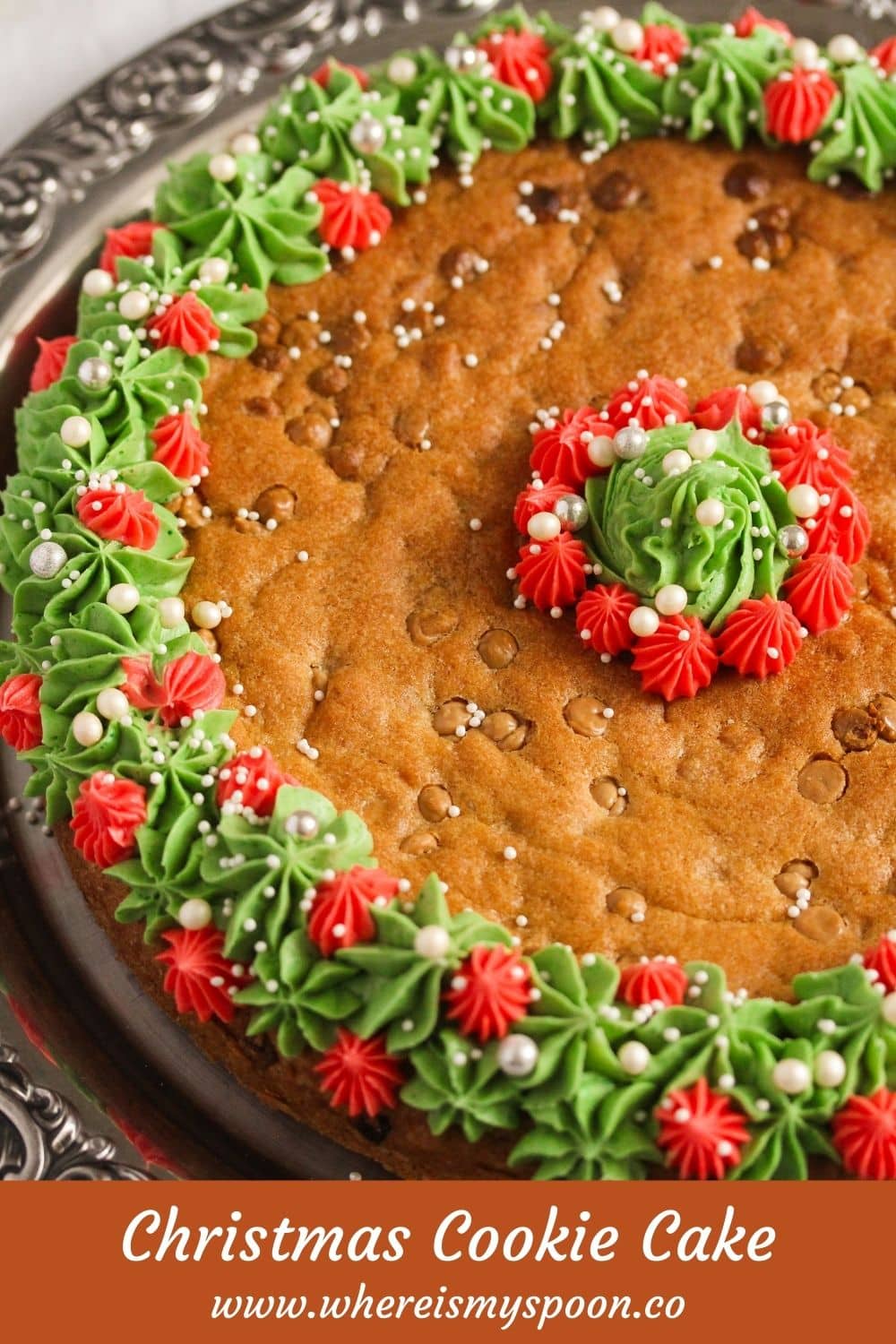 Holiday Wreath Christmas Cookie Cake - Where Is My Spoon