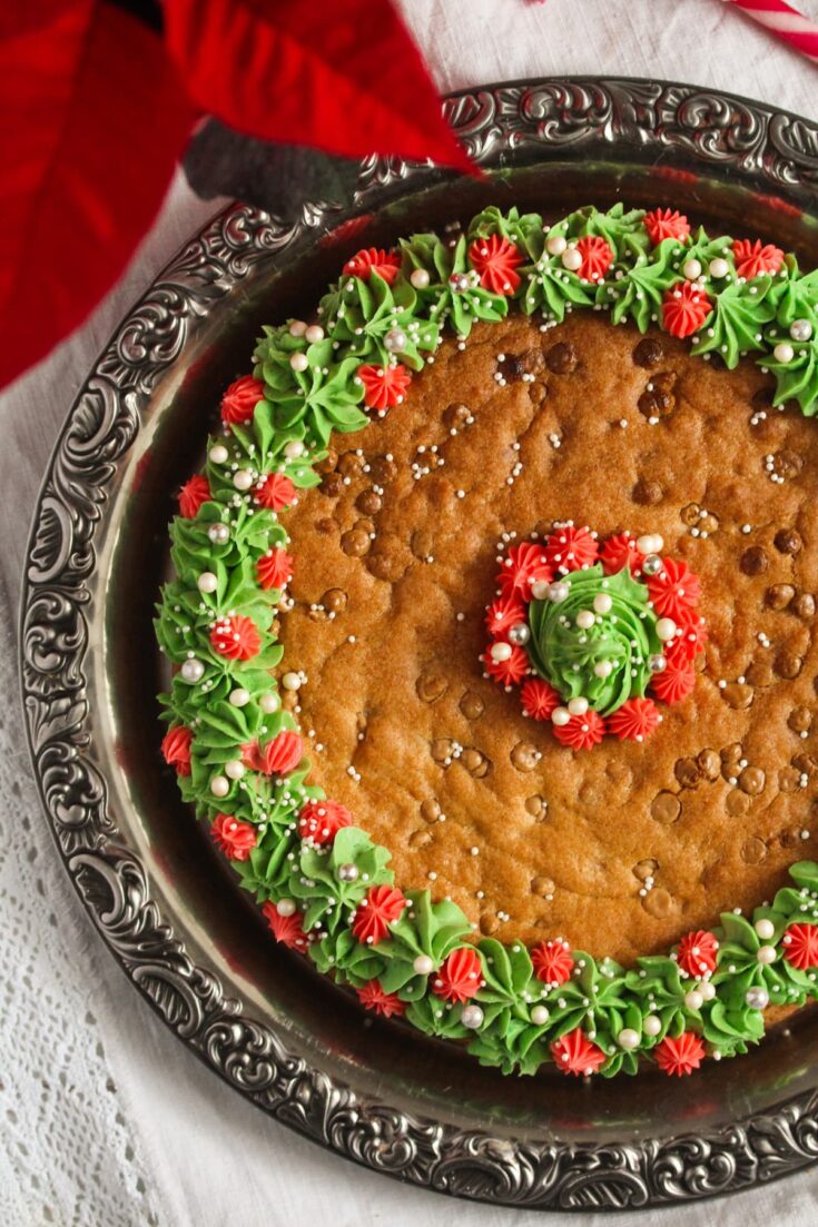 Holiday Wreath Christmas Cookie Cake - Where Is My Spoon