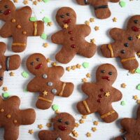 gingerbread without molasses cut into gingerbread men