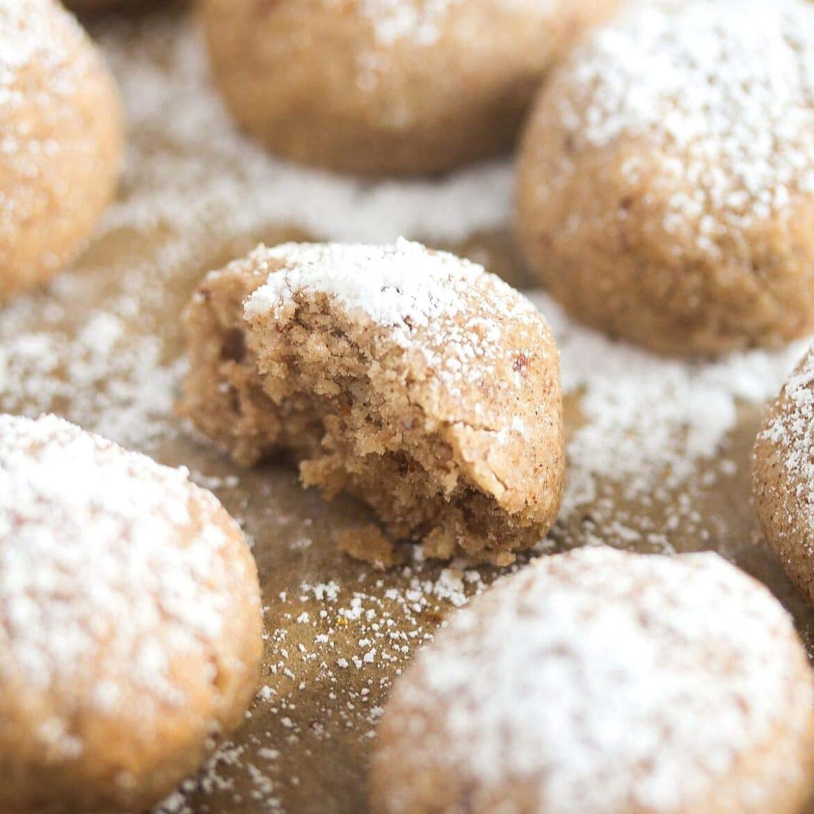 Polvorones Recipe (Spanish Christmas Cookies)