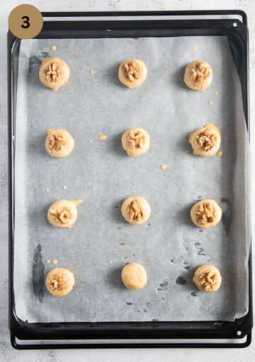 unbaked cookies with walnuts chinese style.