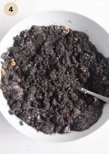 poppy seed mixture for making makowiec in a bowl.