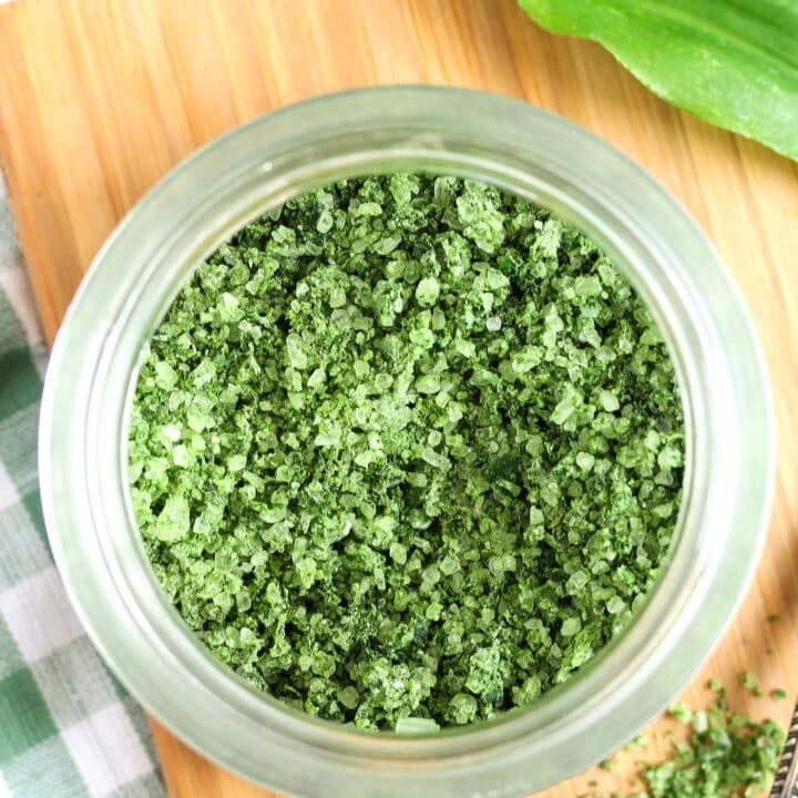 coarse sea salt mixed with wild garlic in a jar.