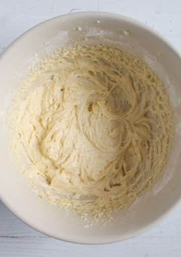 making batter for snickerdoodles in a bowl.