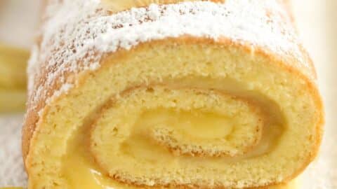 The Best Lemon Roll Cake