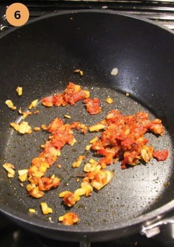 add tomato paste to onions to make gravy.