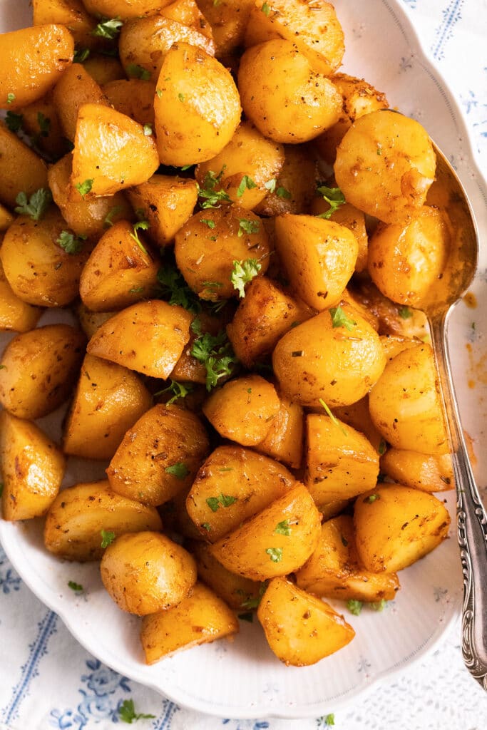 Slow Cooker Roast Potatoes - Where Is My Spoon