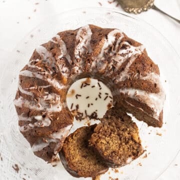 overhead view of a bundt cake with bananas and chocolate chips.