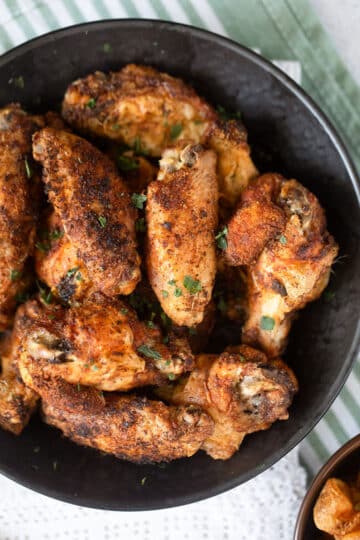 Crispy Cornstarch Chicken Wings - Where Is My Spoon