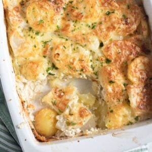 creamy kohlrabi gratin with potatoes and emmetaler cheese.